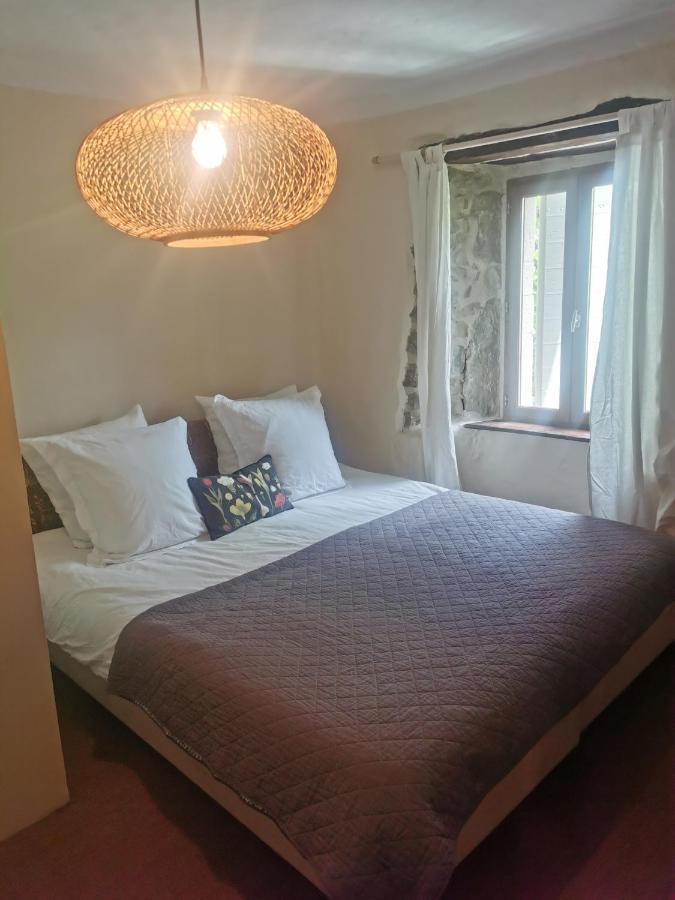 La Ferme De La Condamine Bed & Breakfast Saint-Andre-de-Rosans ภายนอก รูปภาพ